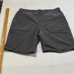 Patagonia Men's Dark Gray Cargo Shorts size large